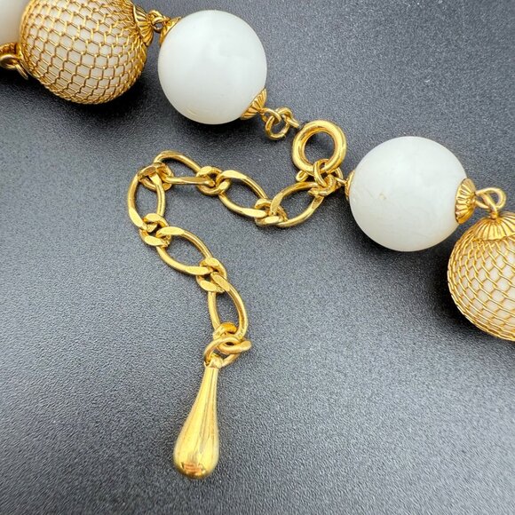 Gold Tone Mesh & White Beaded Necklace With Adjustable Chain Closure - Picture 5 of 6